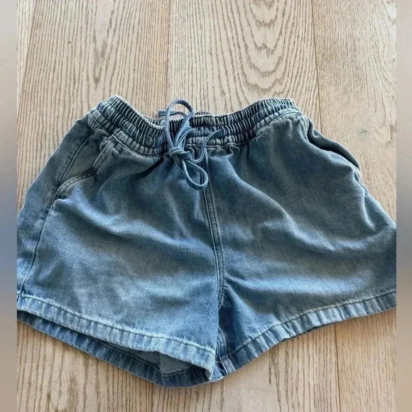 Good American‎ Drawstring Shorts - Picture 1 of 3